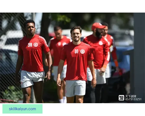 布鲁诺与队友默契配合，助力球队进攻端表现稳健